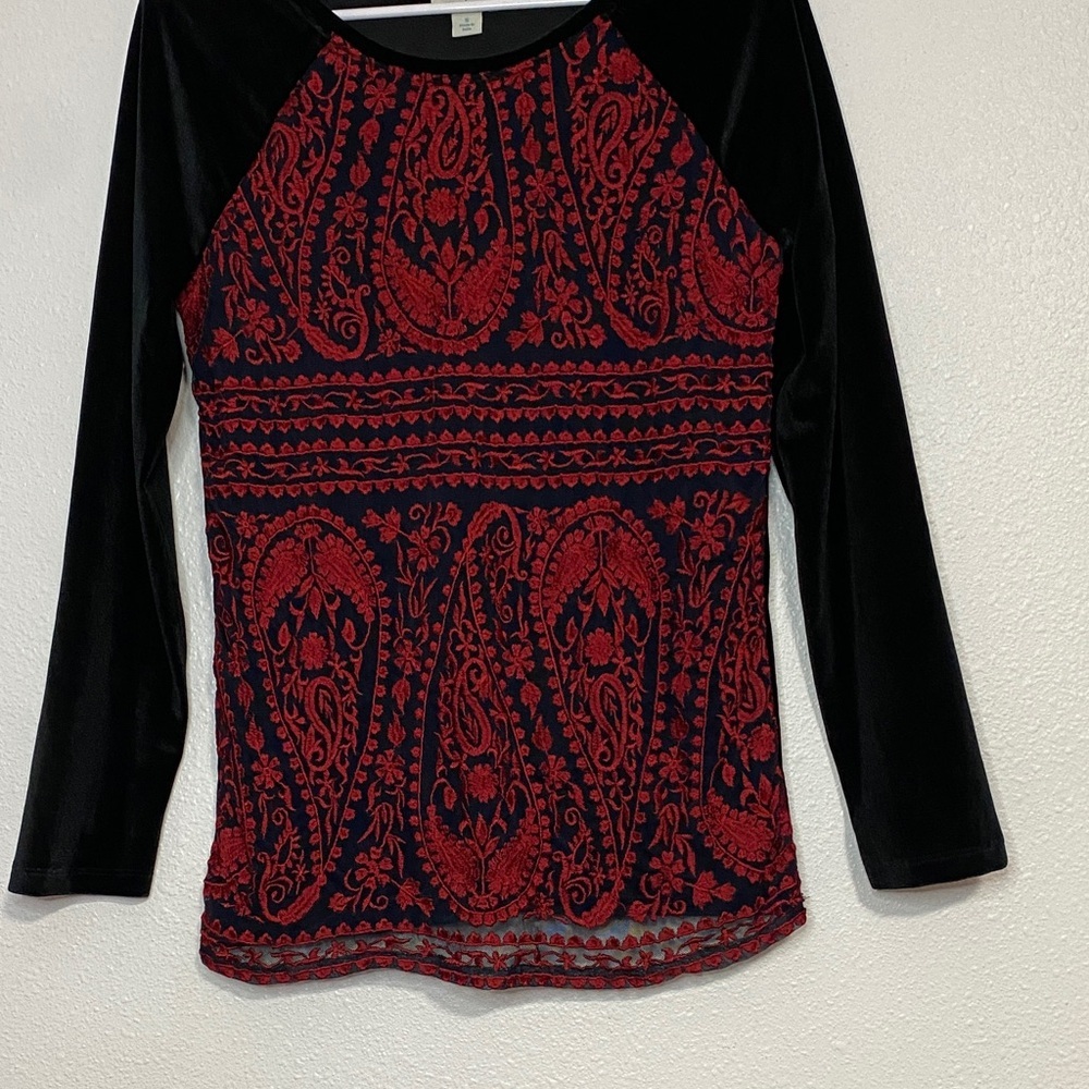 Sundance Black and Red Paisley Long Sleeve Top Size S - Picture 4 of 14